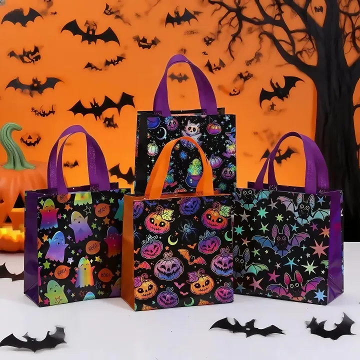 4-Piece%20Cartoon%20Printed%20Halloween%20Candy%20Packaging%20Bags%20For%20Holiday%20Party%20Party%20%20Shopping%20Bags%20Handheld%20Non-woven%20Bags%20-%20Image%202