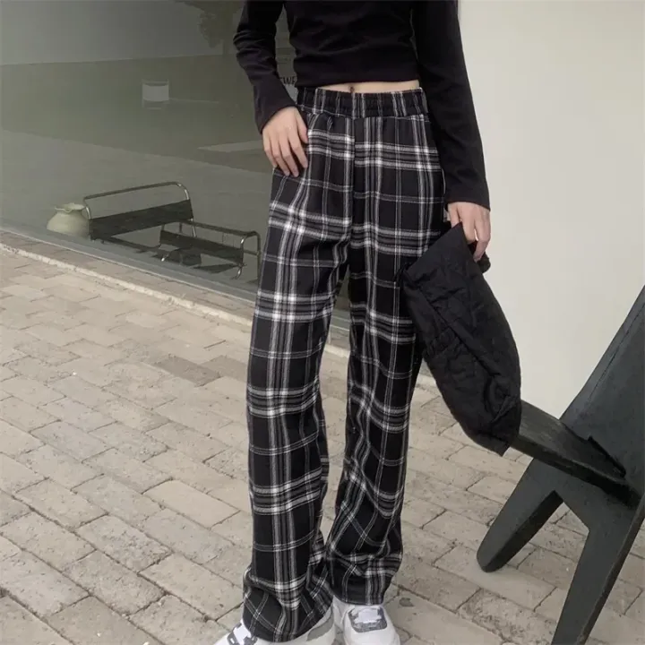 Winter%20Plaid%20Wide-Legged%20Pants%20for%20Women%20High-Waisted%20and%20Loose%20Fit%20Fleece-Lined%20Thickened%20Lamb%20Wool%20Casual%20and%20Warm%20Pants%20-%20Image%205