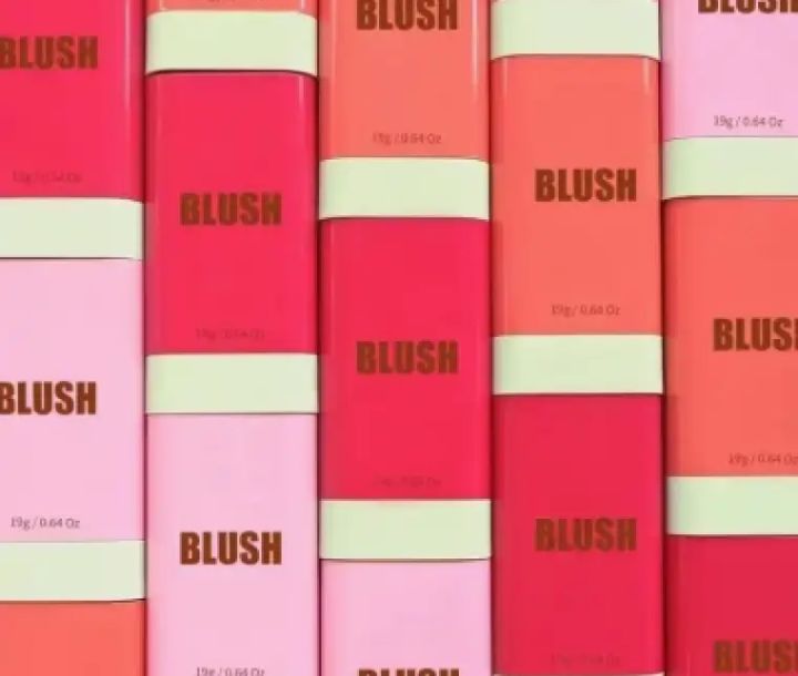 Blush%20%20in%203%20shades%20cream%20blusher%20stick%20Multi%20use%20for%20cheeks%20and%20lips%20-%20Image%203