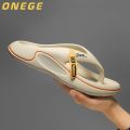 A Pair of Summer Men's Flip-Flops for Couples, Men's Breathable New Wear-Resistant Non-Slip Slippers for Outer Wear, Comfortable Thick-Soled Simple Men's Shoes.
