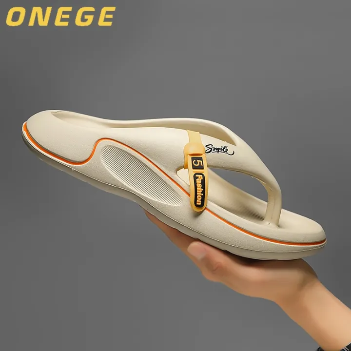 A%20Pair%20of%20Summer%20Men's%20Flip-Flops%20for%20Couples,%20Men's%20Breathable%20New%20Wear-Resistant%20Non-Slip%20Slippers%20for%20Outer%20Wear,%20Comfortable%20Thick-Soled%20Simple%20Men's%20Shoes%20-%20Image%203