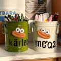 1 Pc cartoon pen holder, simple storage holder, for office storage, desk storage, home study storage (random letter stickers). 