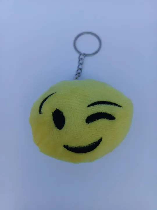 1%20Pc%20Emoji%20Shape%20Keychain,%20Cute%20Soft%20&%20Fluffy%20Smiley%20Emoji%20Shape%20Keychain%20For%20Boys%20&%20Girls%20-%20Image%207