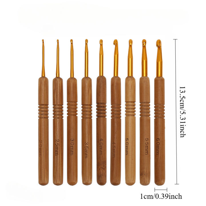 9pcs%20Ergonomic%20Crochet%20Hooks%20Set,%20Comfort%20Grip%20Wooden%20Handles%20-%20Extra%20Light%20Stainless%20Steel%20Knitting%20-%20Image%204