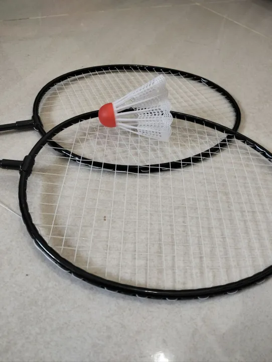 Batminton%202%20Racket%20(%201%20Shuttlecock%20)%20-%20Image%203