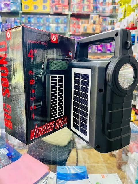 KTS%201706%20Solar%20Rechargeable%20MP3%20Portable%20with%204%20inches%20Loud%20Speaker%20-%20Image%208