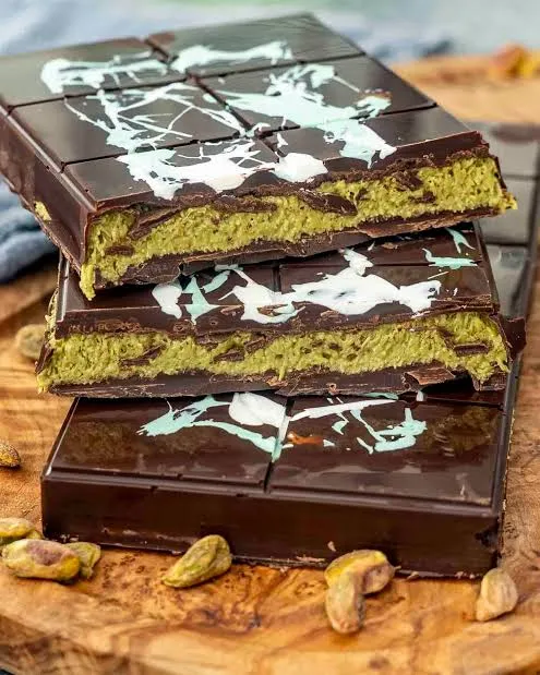 Delight%20in%20Dubai%20Kunafa%20Chocolate:%20Ultimate%20Indulgence%20%E2%80%93%20Choco%20Palace%20100g%20-%20Image%208