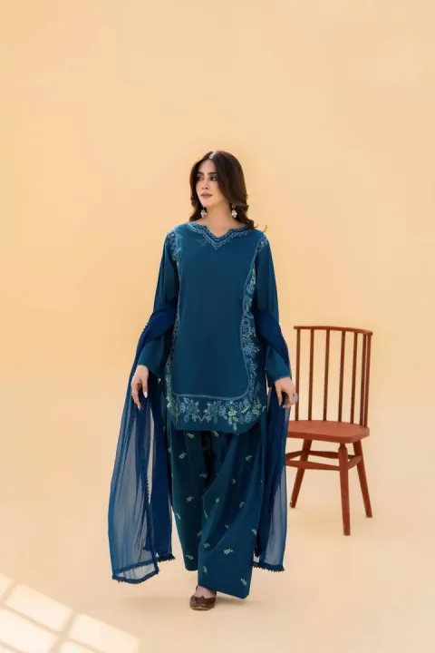 Hazel%20embroidery%203pc%20stitch%20dress%20for%20women%20and%20stylish%20girls%20-%20Image%202