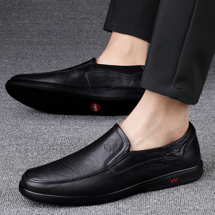 CLOHOO%20Men's%20Business%20Casual%20Shoes%20Handmade%20Layered%20Cowhide%20%20Bottom%20Leather%20Footwear%20for%20Office%20And%20Leisure%20-%20Image%205
