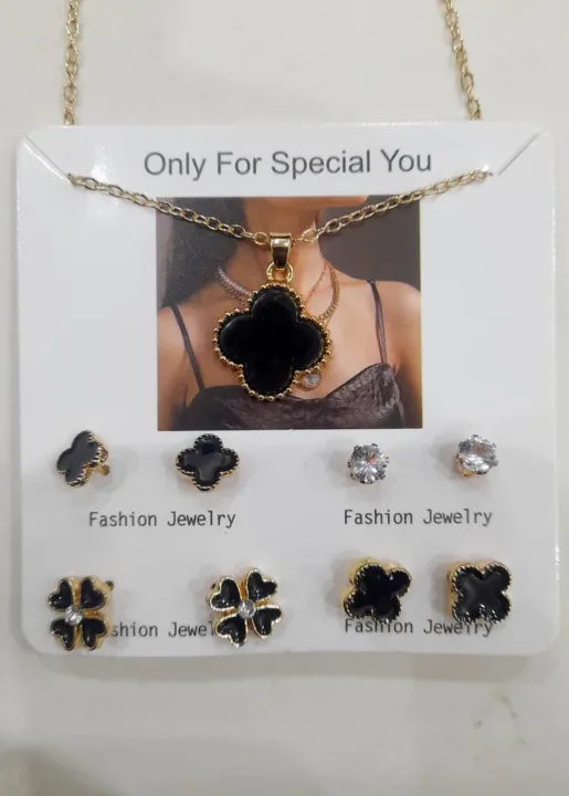 Pack%20of%20Necklace+%204%20pair%20of%20Earrings.%20Clover%20Necklace%20set%20with%204%20pair%20Earrings.%20Most%20demanded.%20-%20Image%204