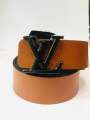 Lv gold buckleFashion rubber belt style. 