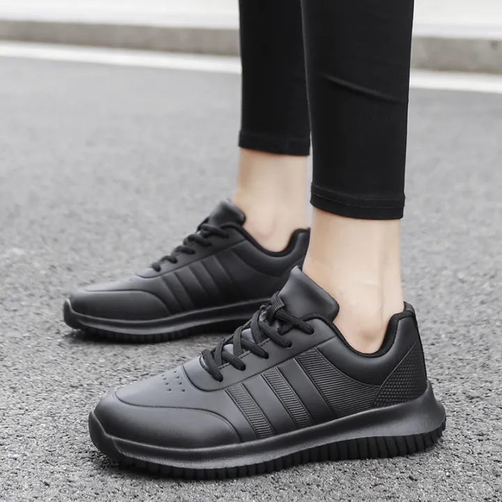 Chef%20shoes%20four%20season%20soft-sole%20anti-slip%20oil-proof%20waterproof%20portable%20kitchen%20work%20shoes%20fashion%20plus%20size%20casual%20men's%20shoes%20-%20Image%203