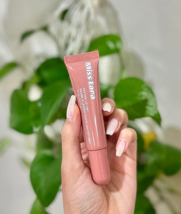 Miss%20Lara%20Peptide%20Lip%20Tint%20Plumping%20Gloss%20%20%E2%80%93%20Hydrating,%20Long-lasting,%20Tinted%20Lip%20Gloss%20for%20Fuller,%20Juicy%20Lips%20-%20Image%203