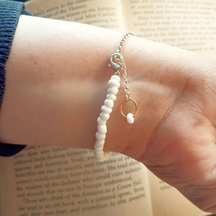 Pack%20of%203%20Handmade%20White%20Beaded%20Cute%20Anklet%20,%20and%20pair%20of%20Bracelets%20Seed%20Beads%20for%20Girls%20Woman%20Special%20and%20gives%20a%20Cute%20look%20.%20-%20Image%204