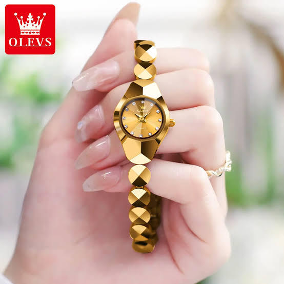 Women's%20Quartz%20Watch%20Elegant%20Diamond%20Mirror%20Face%20Tungsten%20Steel%20Timepiece,%20Lightweight%20and%20for%20Daily%20Use%20-%20Image%202