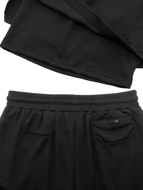 2-in-1%20Men's%20Performance%20Running%20Shorts%20-%20Moisture-Wicking,%20Compression%20Support%20With%20Secure%20Zipper%20Pocket%20For%20Gym%20&%20Training%20-%20Image%205