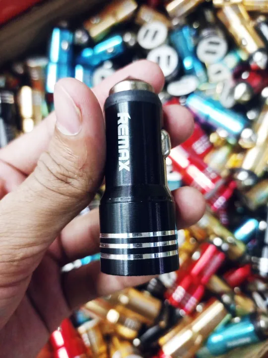 Car%20USB%20Turbo%20Electric%20Charger%20%7C%20Fast%20Charging%20Adapter%20for%20Mobile%20Phones%20%7C%20In-Car%20USB%20Power%20Supply%20-%20Image%206