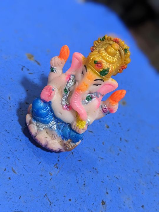 small Ganpati murti