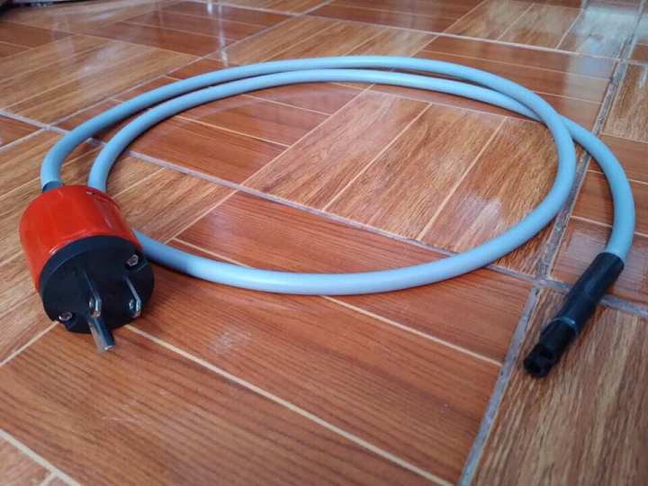 Tail%20German%20power%20cable%20C7%20(number%20eight)%20helukabel%20ysly-JZ%202.5%20rear%20C7%20(number%20eight)%20gold%20plated%20or%20grade%20a%20chrome%20plated%20plug%20can%20be%20chosen%20-%20Image%202