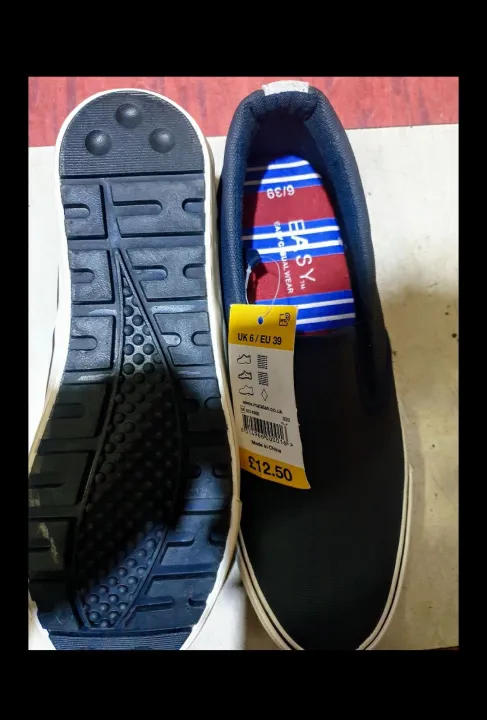 Snickers%20shoes%20for%20men's%20-%20Image%202