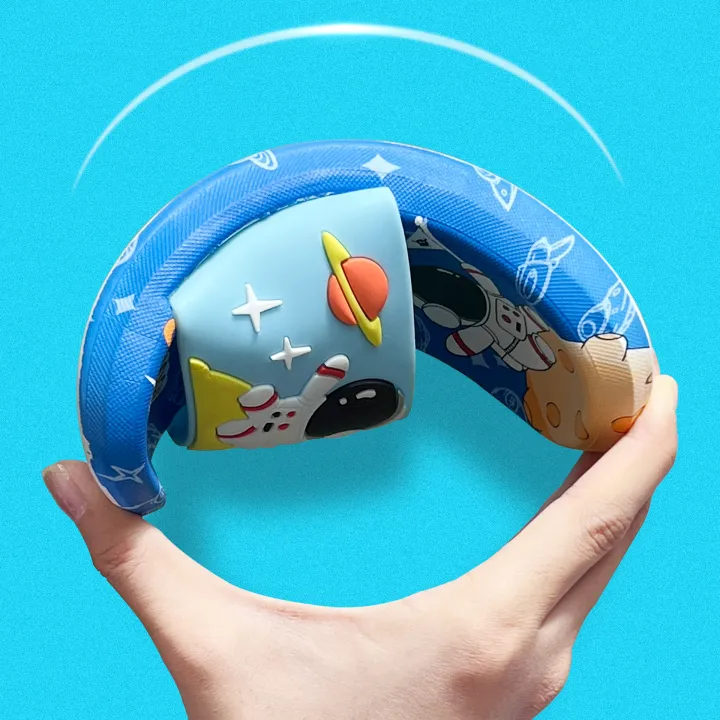 Children%E2%80%98s%20Spaceman%20Slides%20Cute%20Cartoon%20Astronaut%20Toddler%20Slippers%20for%20Boys%20and%20Girls%20Open-Toed%20Sandals%20-%20Image%204