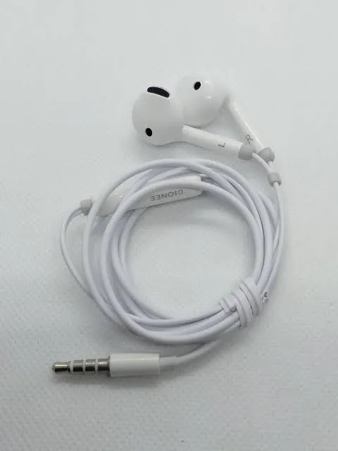 Gionee%20Handsfree%20100%25%20Original%20Earphones%20best%20calling%20sound%20and%20mic%20-%20Image%203