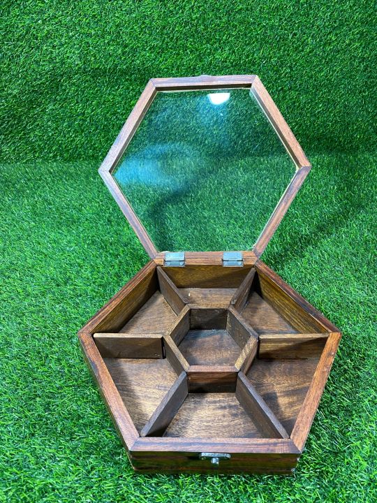 Wooden%20masala%20box%20with%207%20large%20portions%2010%E2%9C%96%EF%B8%8F10%20inches%20box%20with%20beautiful%20new%20shape%20-%20Image%204