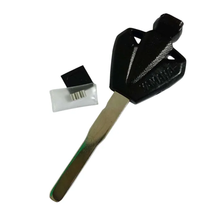 Yamaha%20m%20slaz%20mslaz%20mt15%20Mt%2015%20Yamaha%20m%20slaz%20motorcycle%20key%20with%20magnet%20-%20Image%202