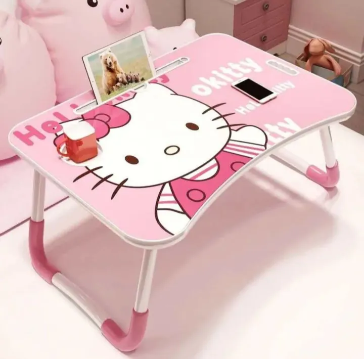 Beautiful%20Hello%20Kitty%20Study%20Table%20-%20Image%205