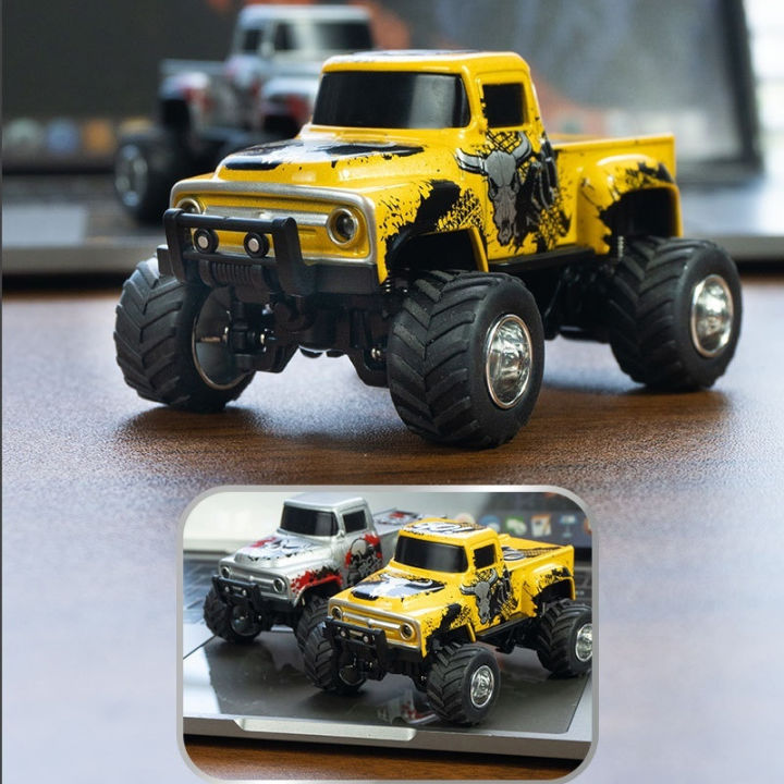 New%202.4G%20Ratio%20Mini%20Monster%20Remote%20Control%20Car%20For%20Children,%20Remote%20Control%20Racing%20Lights%20For%20Boys,%20Birthday%20%20-%20Image%206