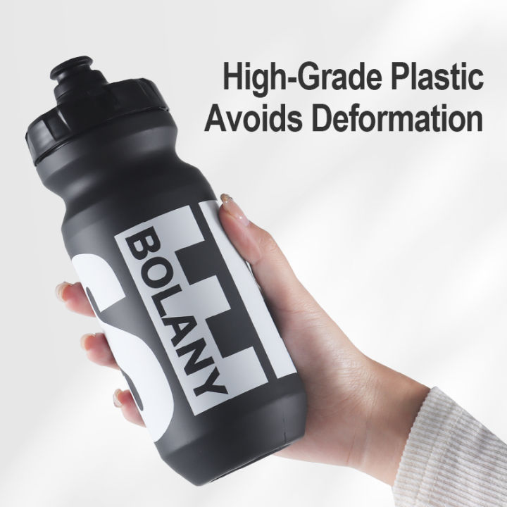 BOLANY%20610ML%20Cycling%20Bike%20Water%20Bottle%20Bicycle%20Portable%20Kettle%20with%20Cover%20Matte%20Plastic%20Sports%20Bottle%20Outdoor%20Supplies%20-%20Image%203