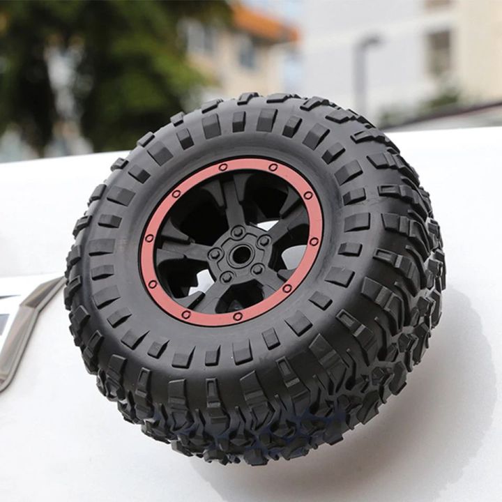 Pakistan%20Flag%20with%20Car%20Tyre%20Antenna%20-%20Image%207