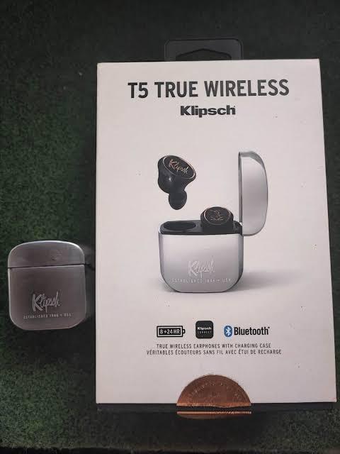 T5 True Wireless Klipsch Earbuds Heavy Quality DJ Sound and Base Long Battery Life Metal Body Hi-Fi Earbuds From U S A Box Wise are Standard Quality Excellent Earbuds