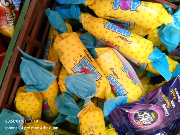 Candyland%20Original%20Bubble%20Pop%20(Pack%20Of%2050%20Pieces)%20/Tutti%20Frutti%20Bubble%20Gum%20/%20Sub%20Se%20Bhri%20Bubble%20Phulao%20/%20Surprised%20Tatto%20Inside%20/%20Long%20Time%20Chewable%20Flavoured%20Bubble%20Gum%20/%20With%20Affordable%20Price%20-%20Image%204