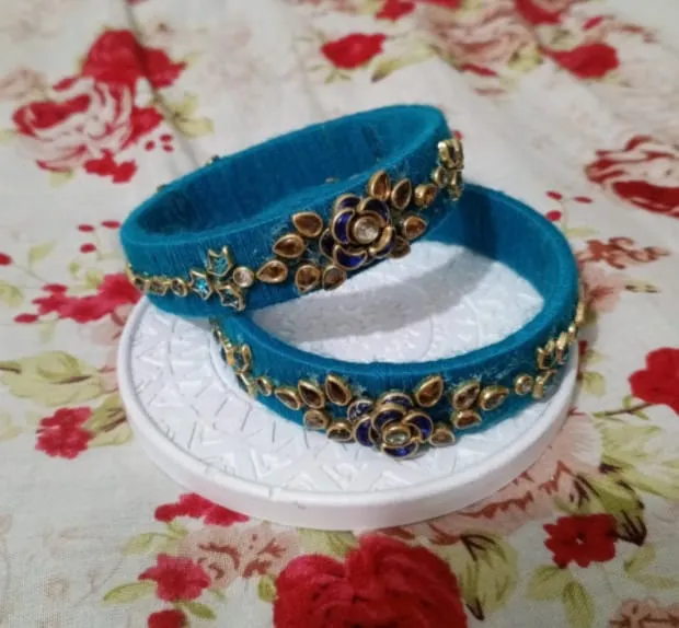 Hand%20made%20churi/%20%E0%A6%B9%E0%A6%BE%E0%A6%A4%E0%A7%87%E0%A6%B0%20%E0%A6%A4%E0%A7%88%E0%A6%B0%E0%A6%BF%20%E0%A6%9A%E0%A7%81%E0%A6%B0%E0%A6%BF%20-%20Image%203