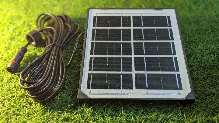 Solar%20Light%20Remote%20control%20For%20your%20home%20Garden%20or%20Room-%20Best%20Celling%20Solar%20Light%20with%20remote%20buttons%20-%20Image%204