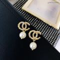 Elegant Gold Metal Gucci Earing with Peral Drop, korean style fashion jewelry, Girls Accessories.. 