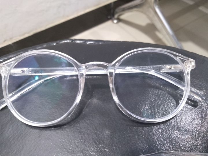 Transparent%20Anti%20Blue%20Light%20Computer%20Glasses%20for%20Enhanced%20Protection%20Fashion%20Glasses%20-%20Image%207