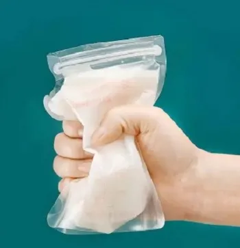 Premium%20Breast%20Milk%20Storage%20Bag%20%E2%80%93%20100%25%20BPA%20Free,%20Leak-Proof,%20Pre-Sterilized%20&%20Safe%20for%20Freezer%20Use%20200ml%20(Orginal%20China)%20-%20Image%203