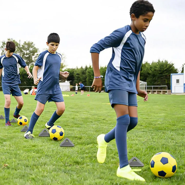 20PCS%2040PCS%20Football%20Training%20Disc%20Triangle%20Soccer%20Practice%20Field%20Sports%20Agility%20Training%20Cone%20Portable%20Equipment%20for%20Kids%20Adult%20-%20Image%203