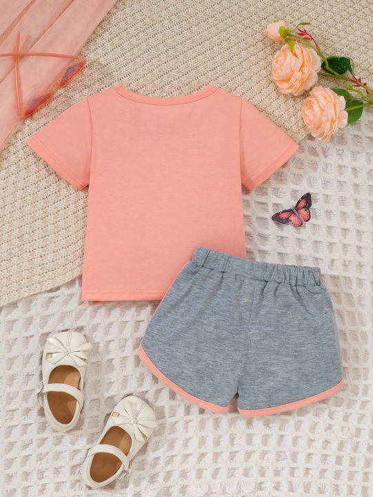 Summer%20Baby%20Girls%209-12M%20Pink%20Butterfly%20Print%20Short%20Sleeve%20T-Shirt%20&%20Gray%20Elastic%20Waist%20Shorts%202Pcs%20Set%20-%20Image%202
