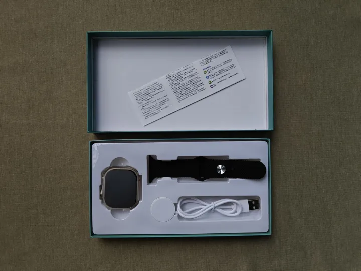 W9%20Ultra%20Smart%20Watch%20-%20Image%202