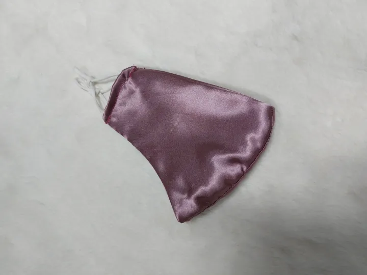 Premium%20Silk%20face%20mask%20for%20women%20-%20Image%202