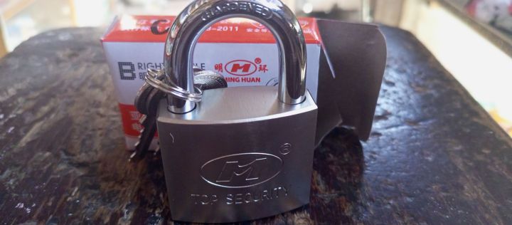 Ming%20Huan%20Right%20Circle%20Heavy%20Duty%20Steel%20Padlock%2020mm/25mm/32mm/38mm/50mm/63mm%20-%20High%20Security%20Door%20Lock/Bag%20Lock%20-%20Image%204