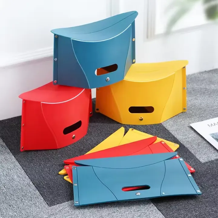 Portable%20Card%20Folding%20Stool%20Outdoor%20Camping%20and%20Fishing%20Seat%20Multi%20Functional%20Plastic%20Handheld%20Basket%20Storage%20Travel%20Chair%20-%20Image%204