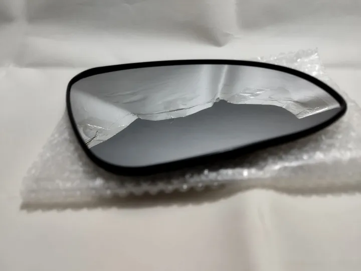 Toyota%20Vitz%20KSP130%20side%20mirror%20lens/glass%20right%20side%20-%20Image%204