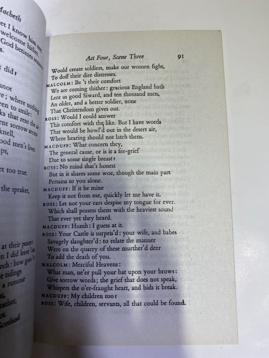 MACBETH%20(Penguin%20classic)BY%20WILLIAM%20SHAKESPEARE%20-%20Image%203