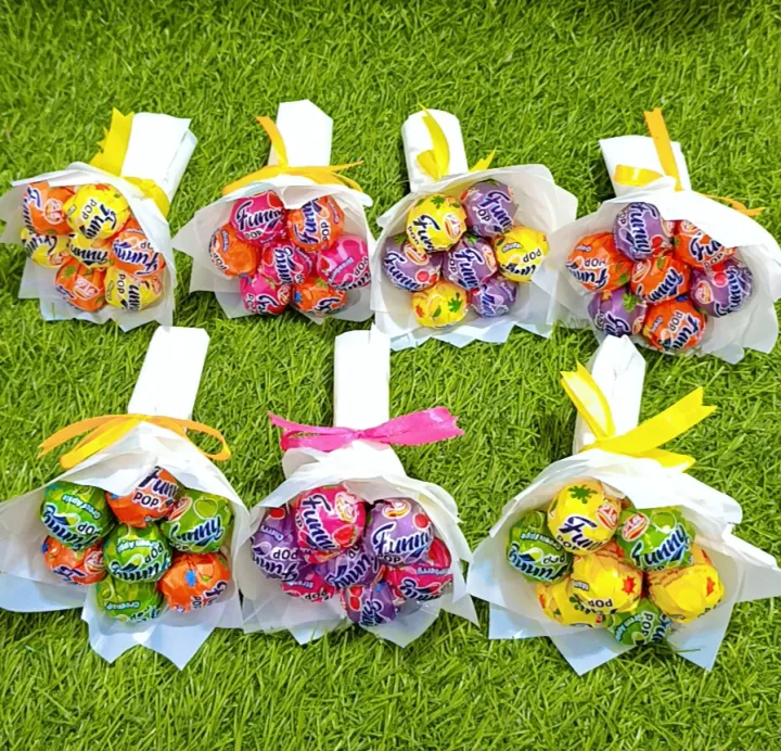 Mini%20Candy%20/%20Lollipop%20Bouquet%20%E2%80%93%20Cute%20Gift%20for%20Kids%20&%20Surprises%20-%20Image%206