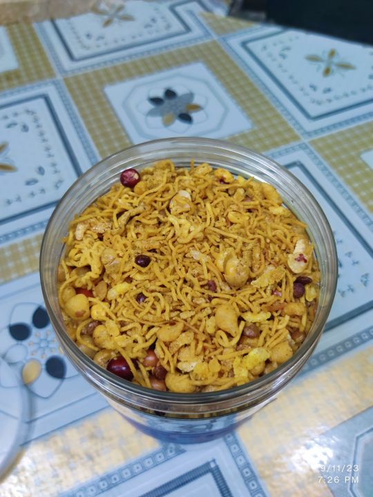 Khan%20Chanachur%20fresh%20and%20crispy%20Chikon%20Chanachur%20-400g%20-%20Image%203