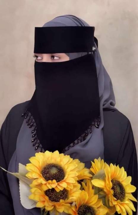 Niqab%20with%20Karchupi%20Design%20-%20Cherry%20Fabric%20for%20Women%20-%20Image%202